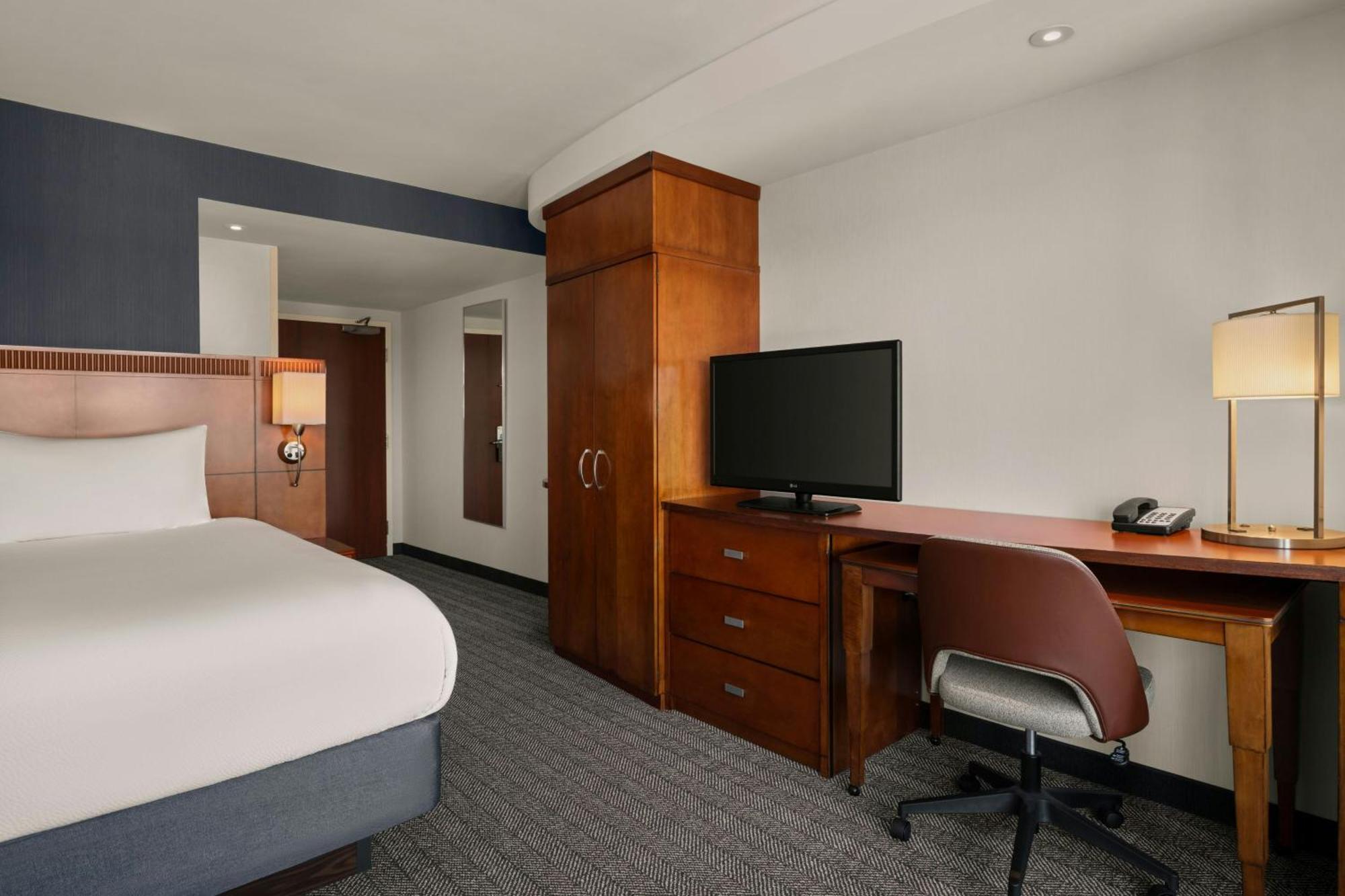 Courtyard By Marriott Halifax Downtown Hotel Eksteriør billede
