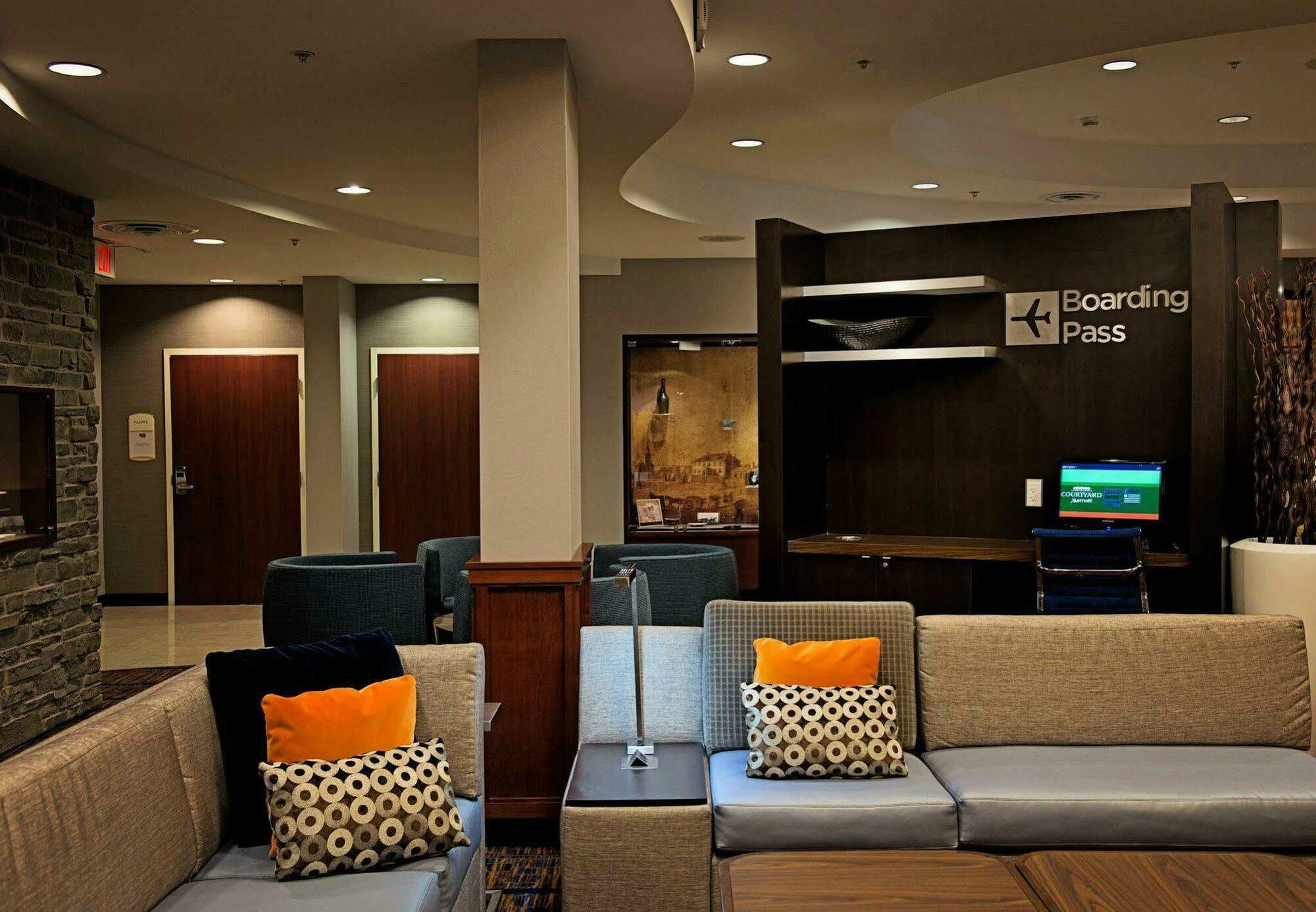 Courtyard By Marriott Halifax Downtown Hotel Eksteriør billede